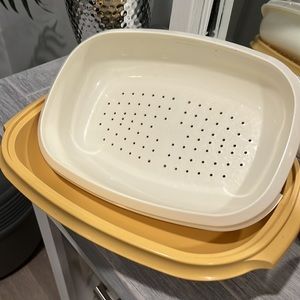 Vintage three-piece Tupperware golden yellow like new food warmer made in USA